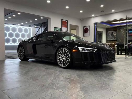 2017 Audi R8 5.2 V10 plus