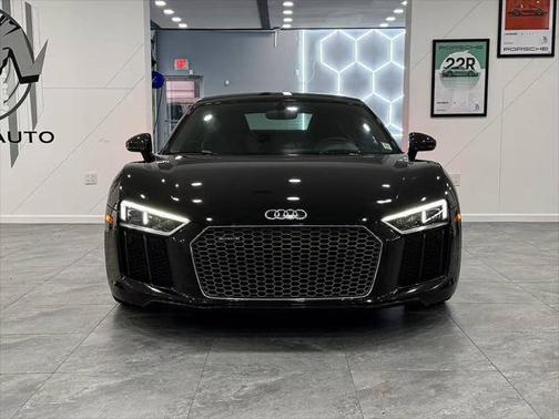 2017 Audi R8 5.2 V10 plus