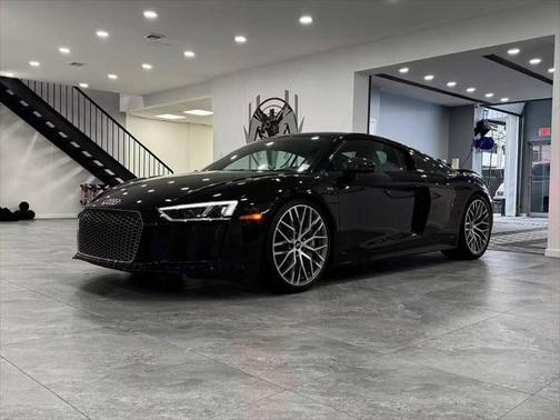 2017 Audi R8 5.2 V10 plus