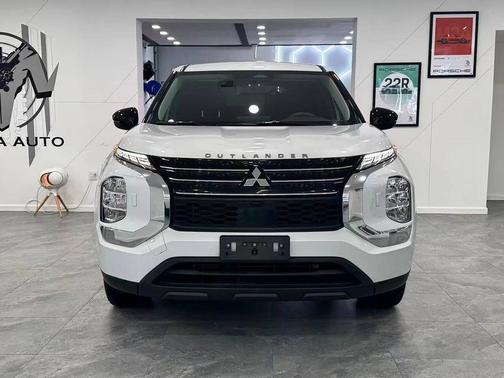 2022 Mitsubishi Outlander ES 2.5 S-AWC