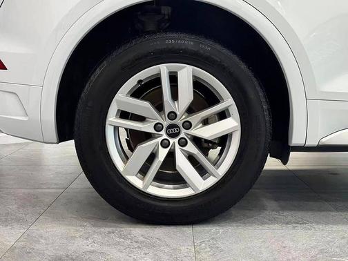 2022 Audi Q5 45 S line Premium