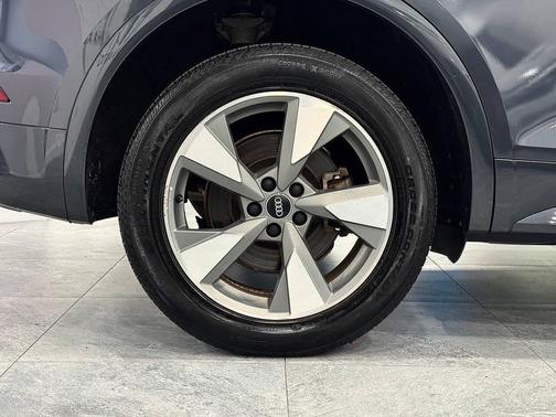 2020 Audi Q5 45 Premium