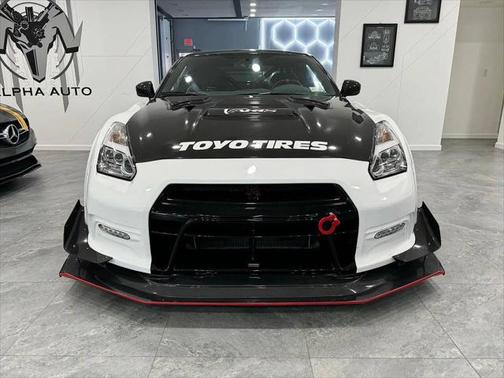 2015 Nissan GT-R Premium