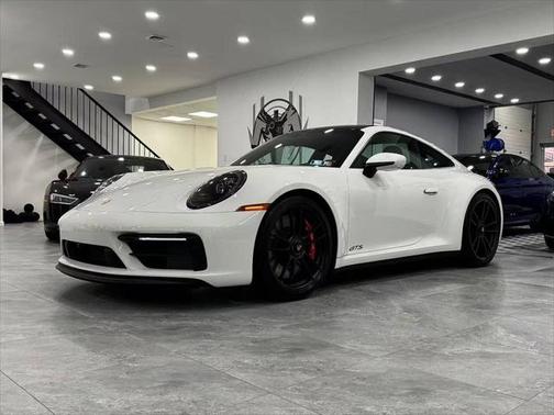 2024 Porsche 911 Carrera GTS
