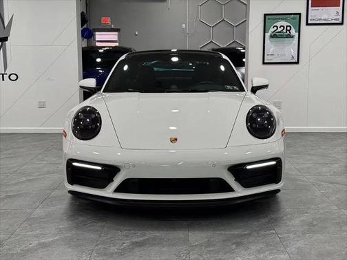 2024 Porsche 911 Carrera GTS