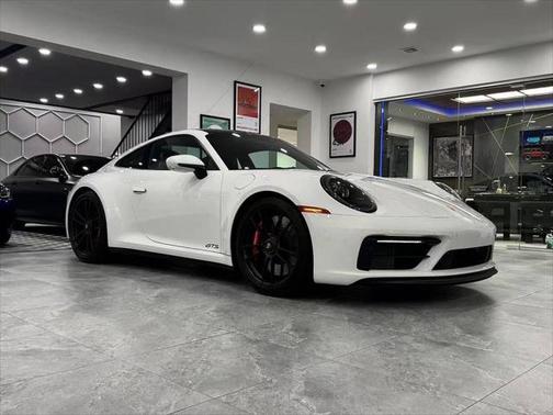 2024 Porsche 911 Carrera GTS