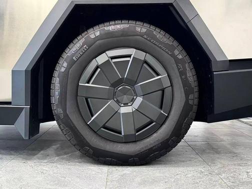 2024 Tesla Cybertruck All-Wheel Drive