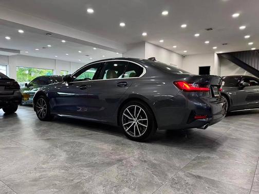 Mineral Gray Metallic 2021 BMW 330 xDrive