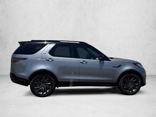 Charente Grey Premium Metallic 2023 Land Rover Discovery P360 HSE R-Dynamic