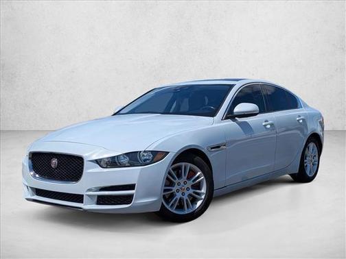 Fuji White 2018 Jaguar XE 25t Premium