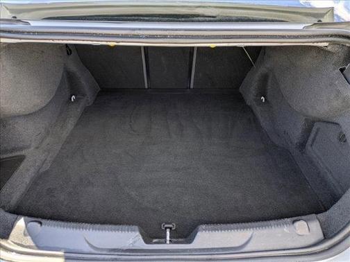 Fuji White 2018 Jaguar XE 25t Premium