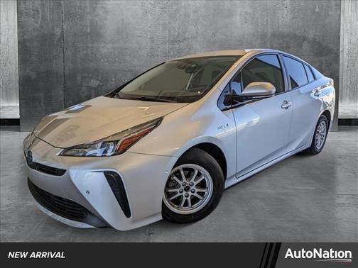2019 Toyota Prius LE