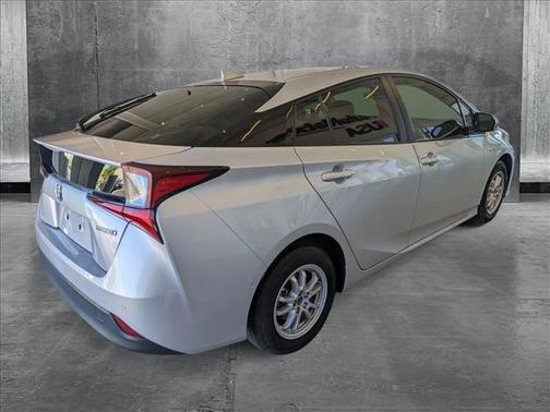 2019 Toyota Prius LE