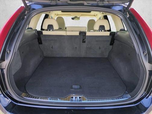 2016 Volvo XC60 T5 Drive-E Premier