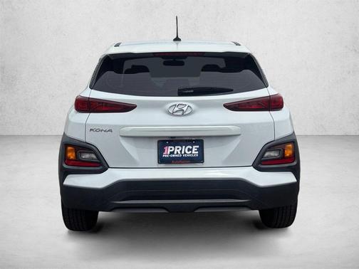 Chalk White 2018 Hyundai KONA SE