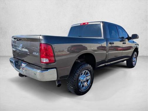 2017 RAM 2500 Tradesman Crew Cab 4x4 6'4' Box