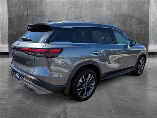 2022 INFINITI QX60 Luxe