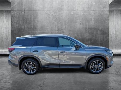 2022 INFINITI QX60 Luxe