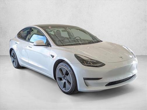 2022 Tesla Model 3 Standard Range