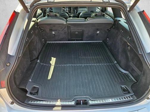 2021 Volvo V90 T6 Inscription