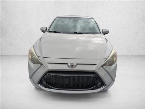 2019 Toyota Yaris Sedan LE