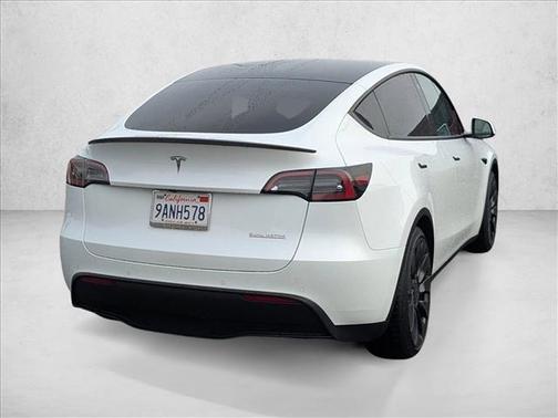 2022 Tesla Model Y Performance Dual Motor All-Wheel Drive