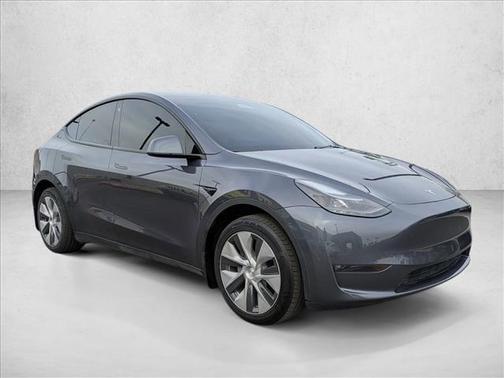 2023 Tesla Model Y Long Range Dual Motor All-Wheel Drive