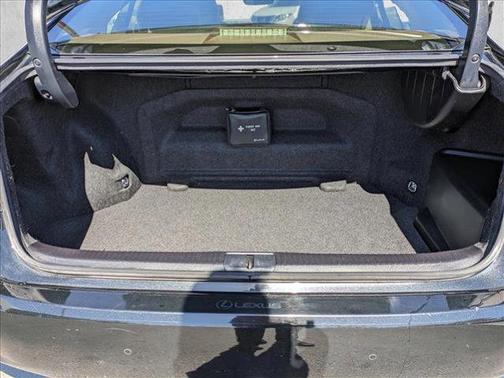2016 Lexus ES 300h Base