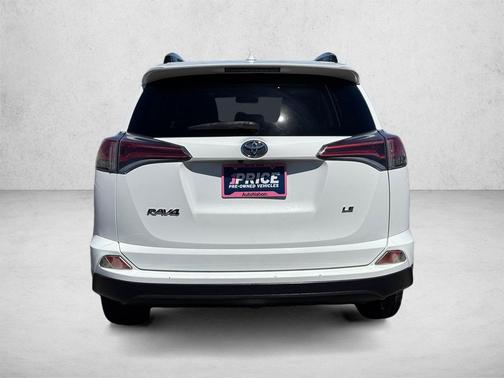 Super White 2017 Toyota RAV4 LE