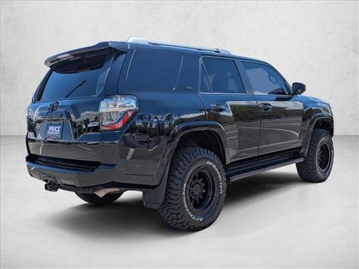 Midnight Black Metallic 2016 Toyota 4Runner SR5