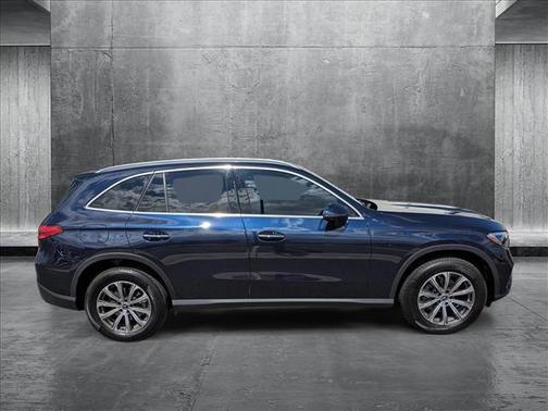 2024 Mercedes-Benz GLC 300 Base