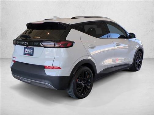 Summit White 2023 Chevrolet Bolt EUV FWD LT