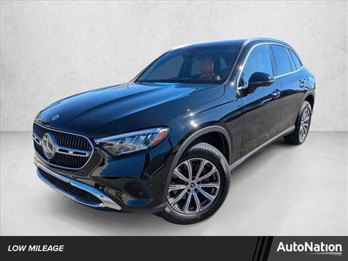 2025 Mercedes-Benz GLC 300 Base