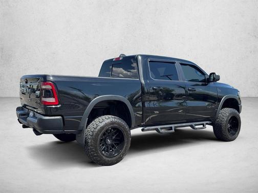 Diamond Black Crystal Pearlcoat 2019 RAM 1500 Rebel