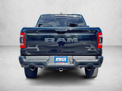 Diamond Black Crystal Pearlcoat 2020 RAM 1500 Rebel