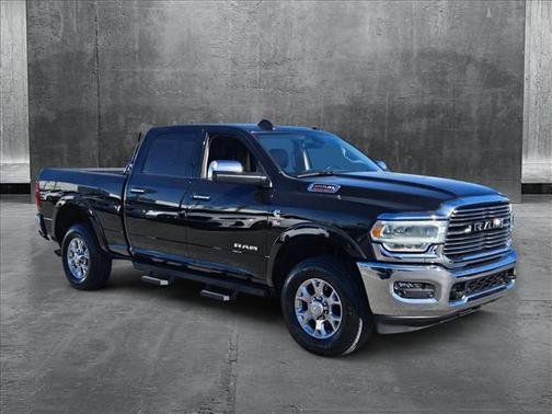2022 RAM 2500 Laramie Crew Cab 4x4 6'4' Box