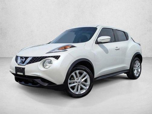 White Pearl 2016 Nissan Juke S