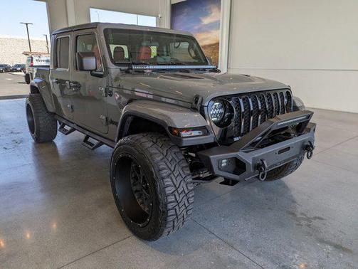 2021 Jeep Gladiator Willys 4x4