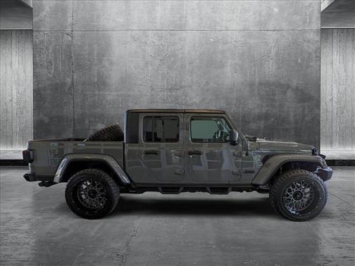 2021 Jeep Gladiator Willys 4x4