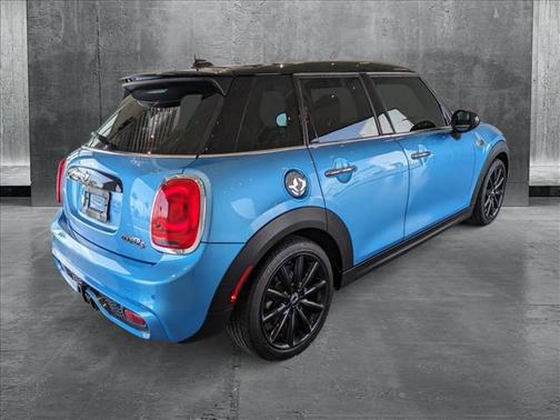 2016 MINI Hardtop Cooper S