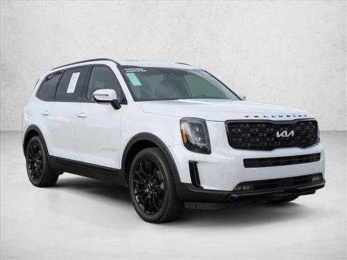 Glacial White Pearl 2022 Kia Telluride SX