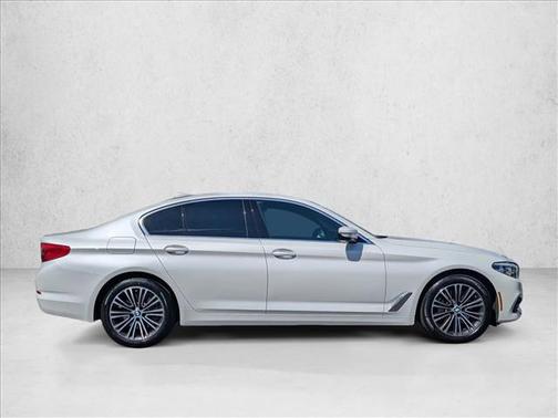 2020 BMW 530 530i