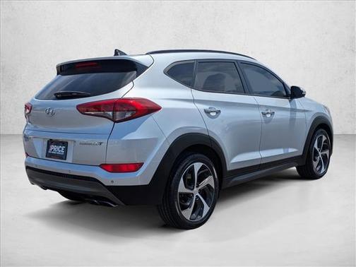 Chromium Silver 2016 Hyundai TUCSON Limited