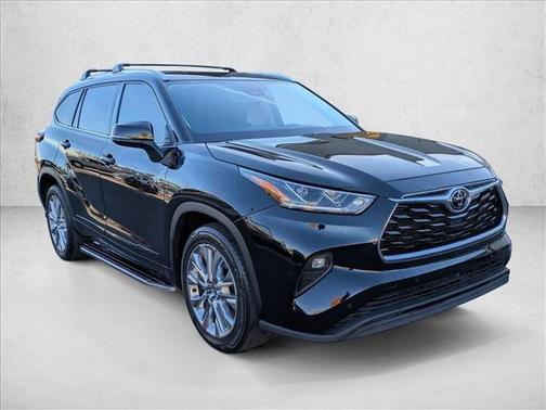 2022 Toyota Highlander Limited