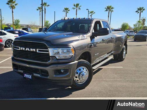 2020 RAM 3500 Big Horn Crew Cab 4x4 8' Box