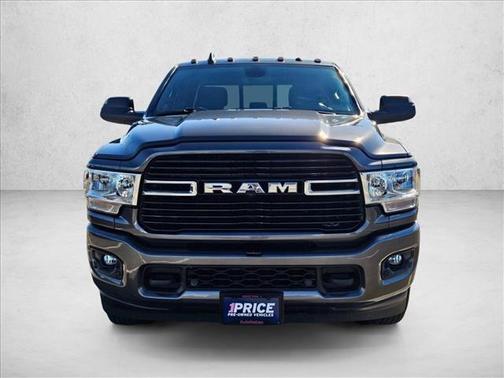 Granite Crystal Metallic Clearcoat 2020 RAM 3500 Big Horn Crew Cab 4x4 8' Box