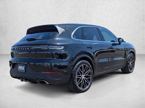 Black 2024 Porsche Cayenne Cayenne