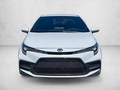 Blizzard Pearl 2020 Toyota Corolla SE
