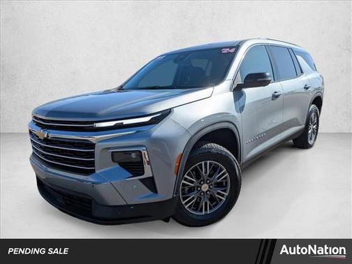 2024 Chevrolet Traverse LT