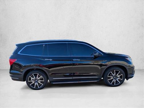 2019 Honda Pilot Touring 8-Passenger